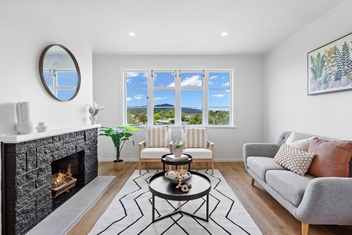 16 Mcmillan Avenue, Kamo, Whangarei - Carousel 2