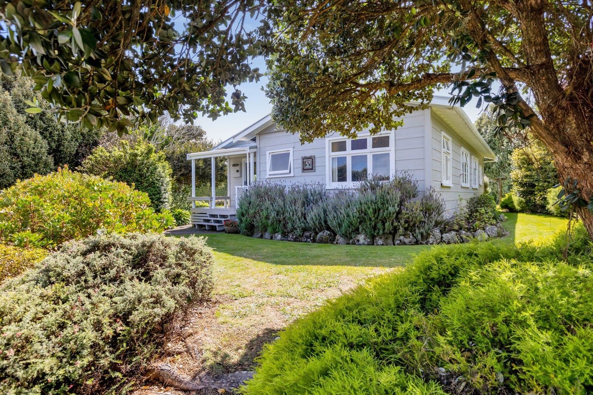 183 Tasman Street, Opunake - Carousel 2