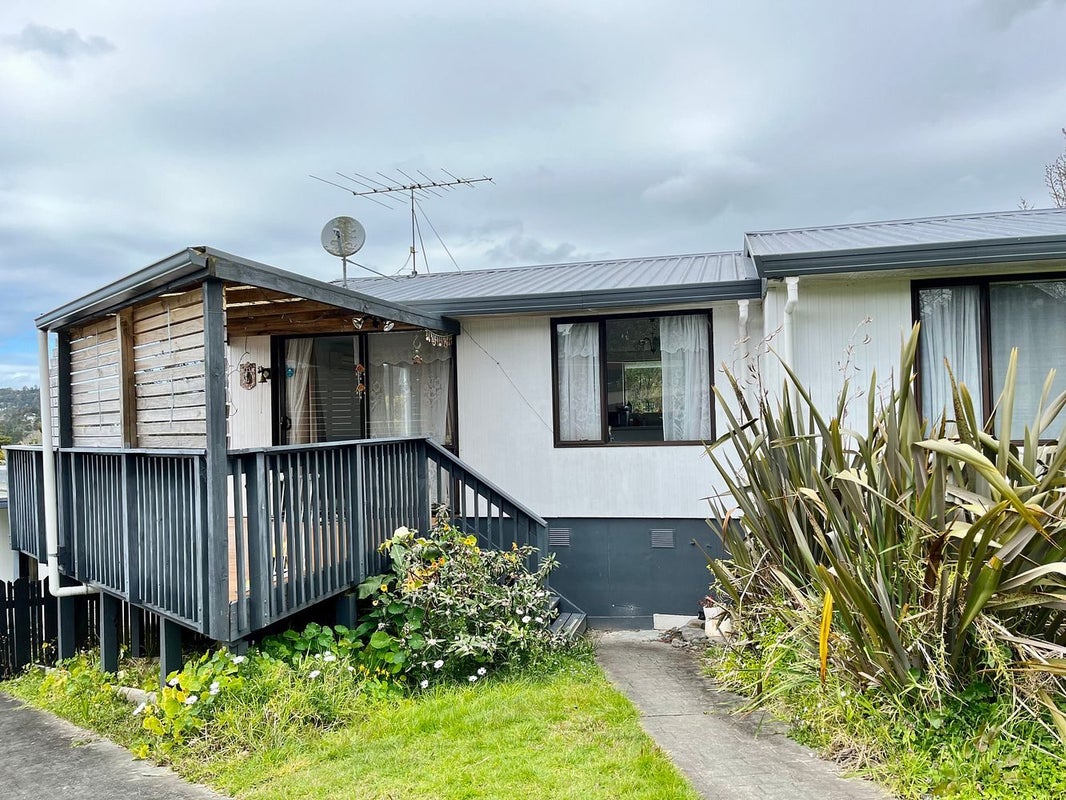 15 Kotinga Avenue, Glen Eden, Auckland - Carousel 2