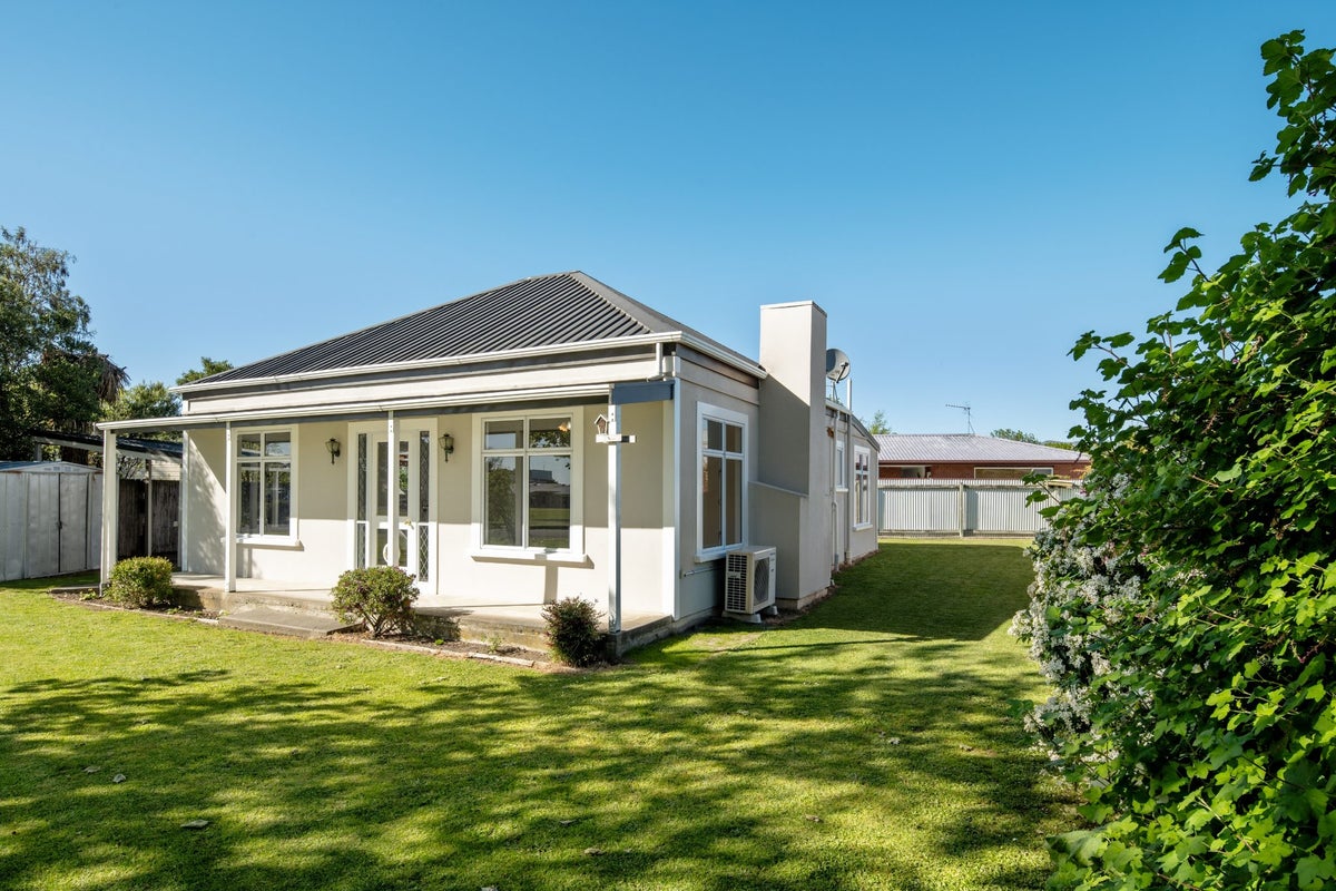 25A Taylor Pass Road, Witherlea, Blenheim - Carousel 1