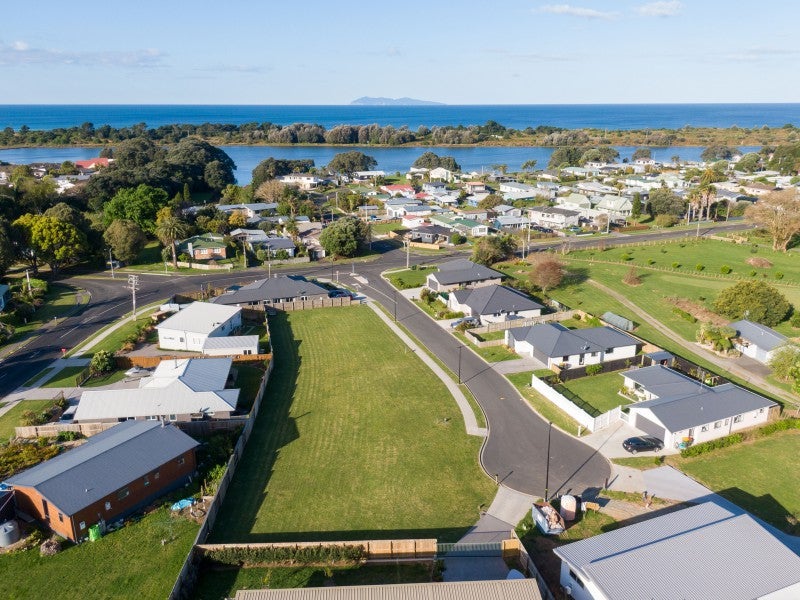 4 Anatere Rise, Athenree, Katikati - Carousel 2