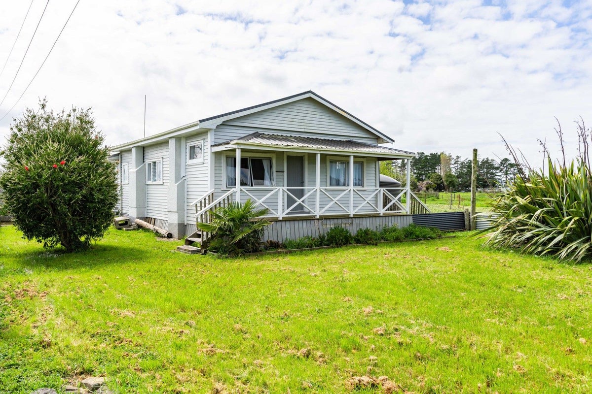 4 Heawa Road, Aratapu - Carousel 2