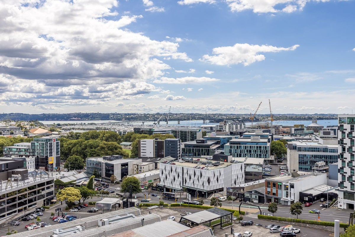 1128/72 Nelson Street, Auckland Central, Auckland - Carousel 2