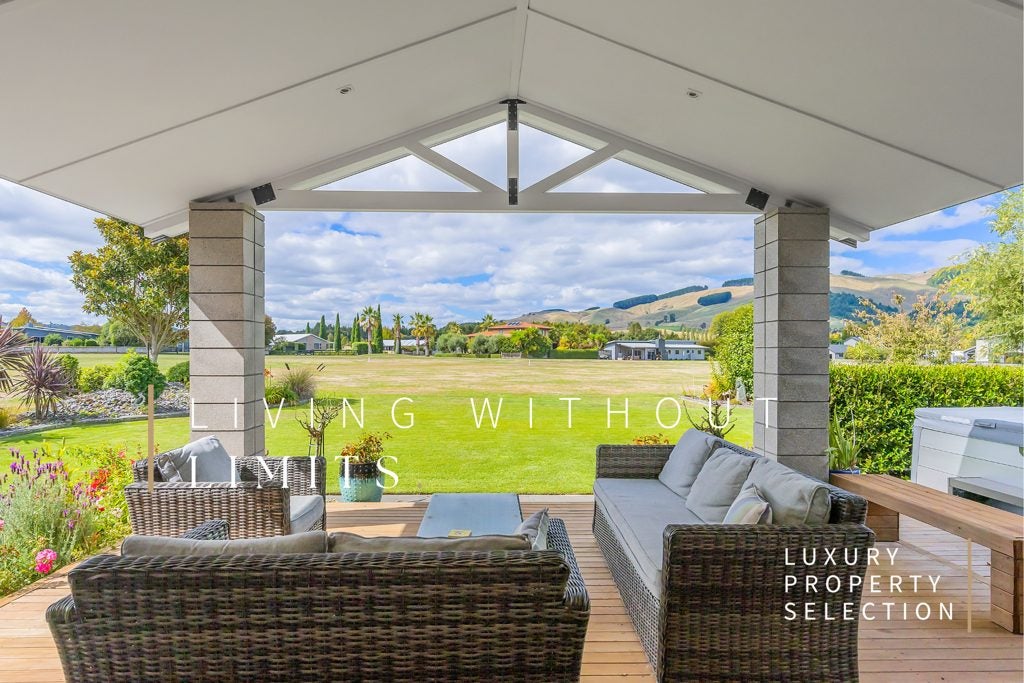 67 Montgomery Crescent, Kinloch, Taupo - Carousel 1