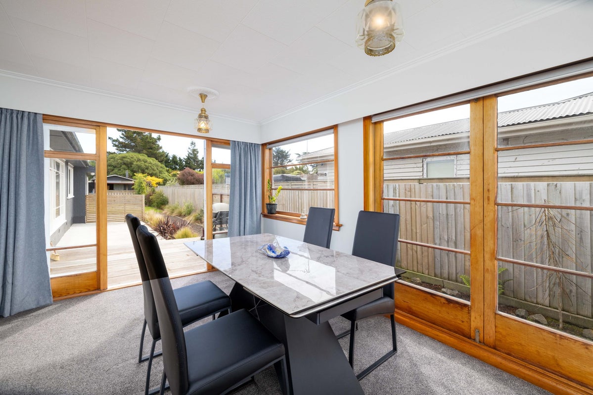 302 Estuary Road, South New Brighton, Christchurch - Carousel 2