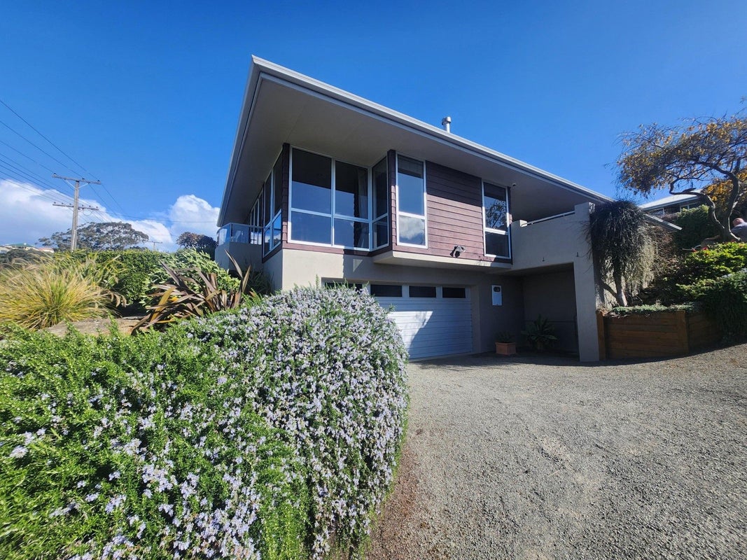 46 Tyne Street, South Hill, Oamaru - Carousel 29
