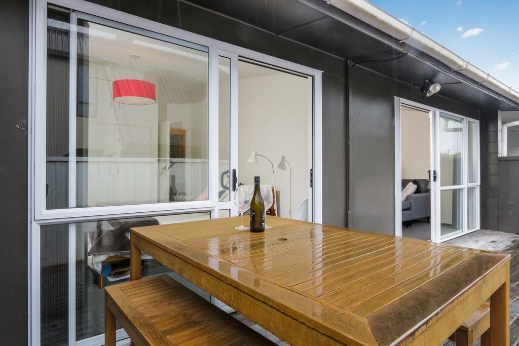 1/65 Mariri Road, Onehunga, Auckland - Carousel 2