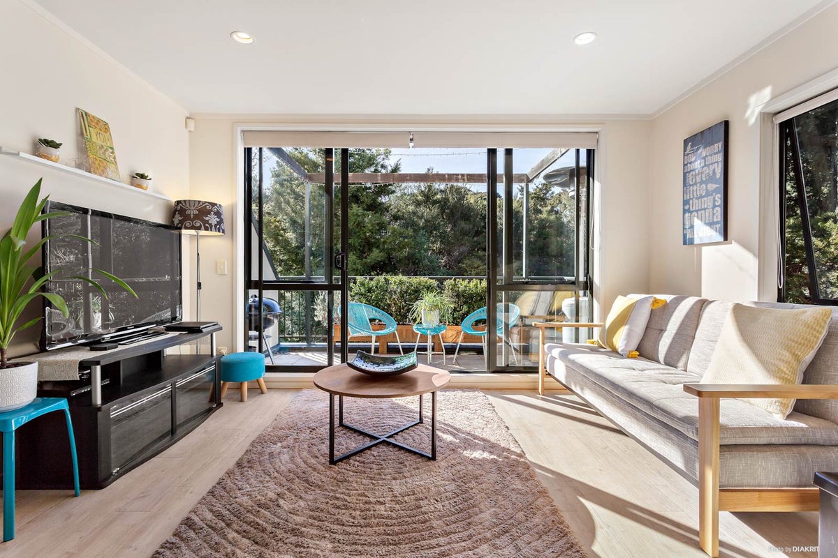 40/8 Flynn Street, Birkdale, Auckland - Carousel 1