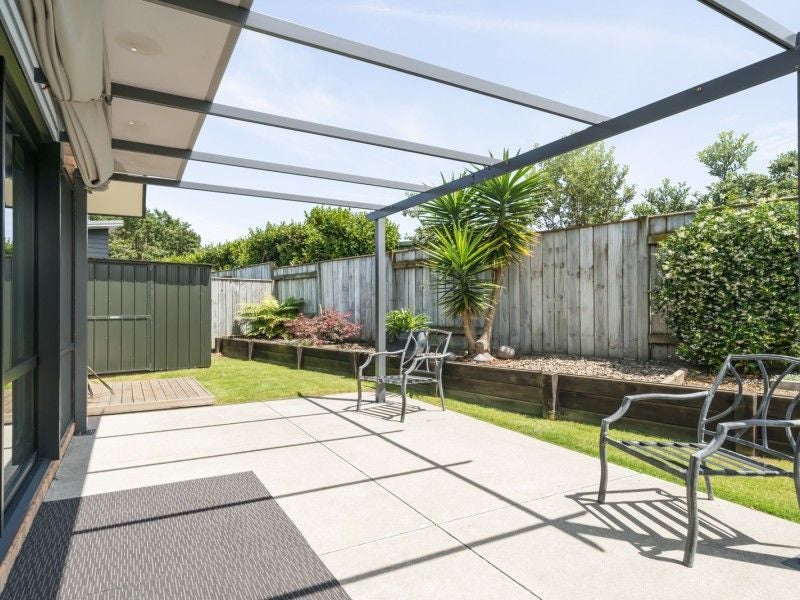 7 Lorenzo Place, Kelvin Grove, Palmerston North - Carousel 2