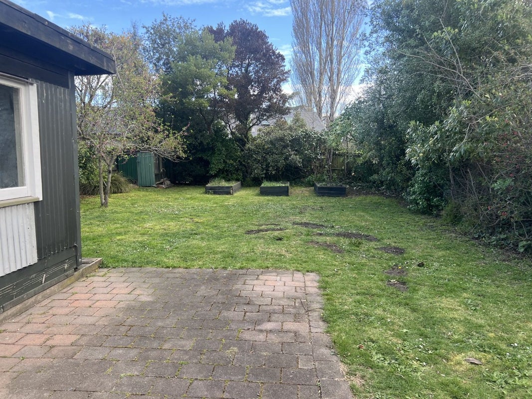 15 Domain Terrace, Spreydon, Christchurch - Carousel 13