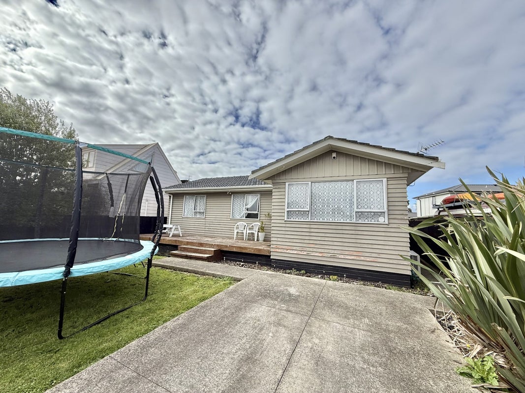 4 Bedlington Avenue, Manurewa, Auckland - Carousel 1