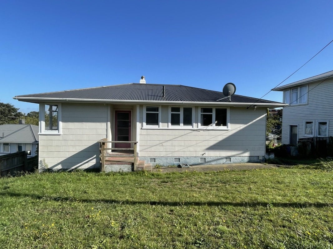 18 Parsons Street, Vogeltown, New Plymouth - Carousel 17