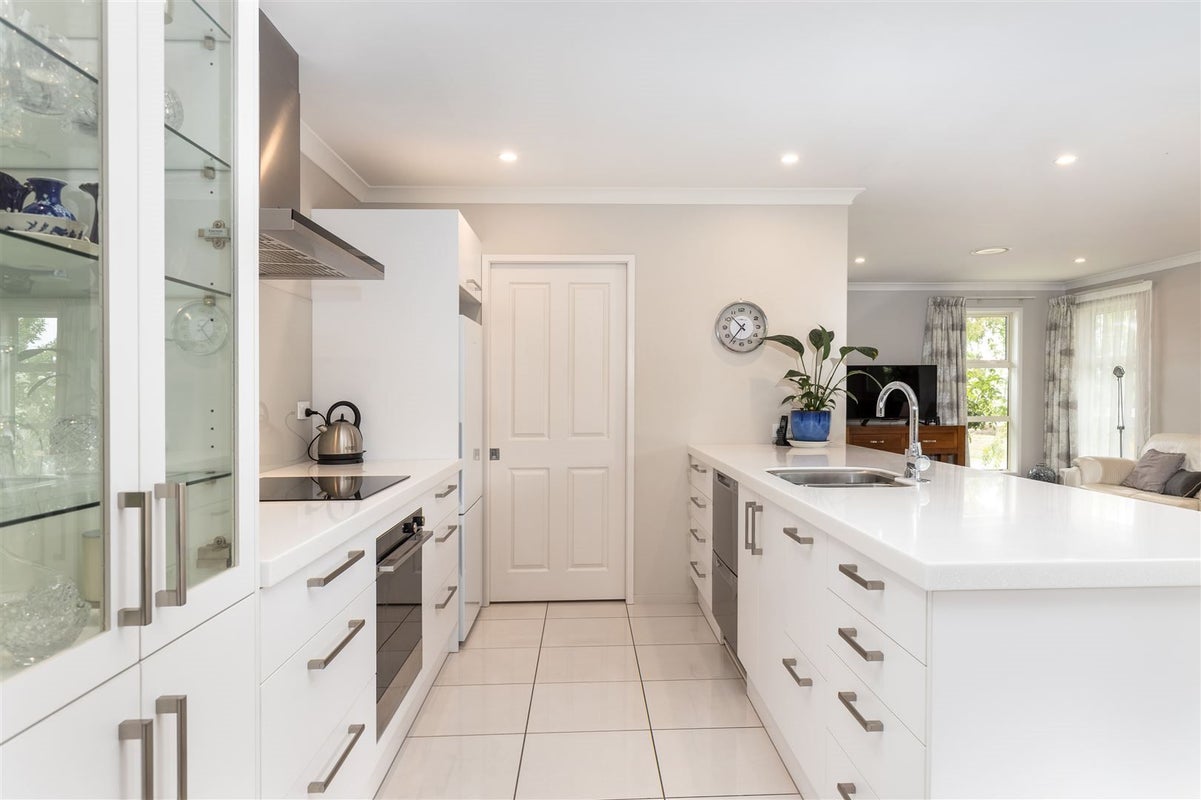 217 Taylor Pass Road, Witherlea, Blenheim - Carousel 2