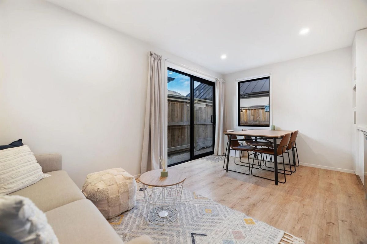 33 Corriedale Road, Jacks Point, Queenstown - Carousel 2