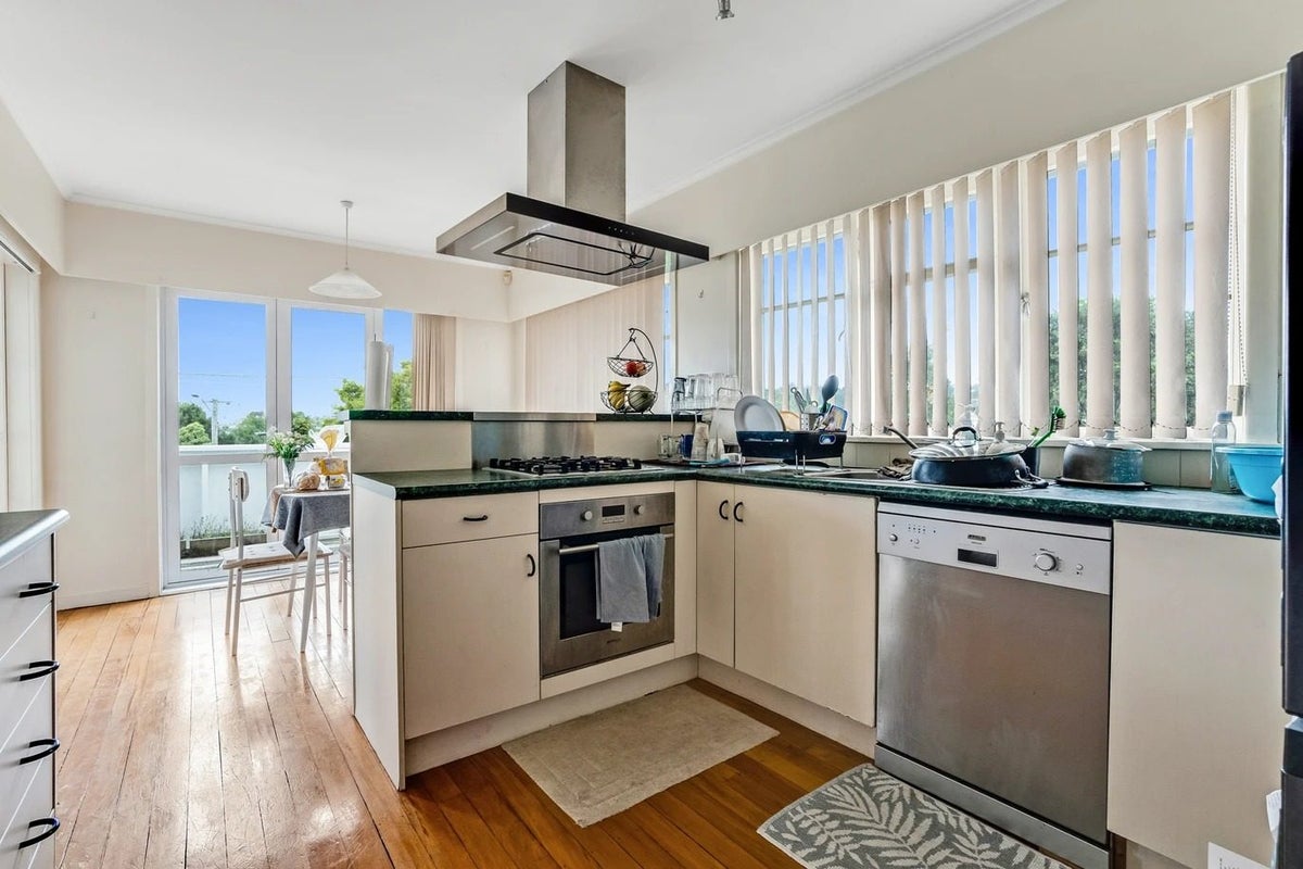 43 Orams Road, Hillpark, Auckland - Carousel 2
