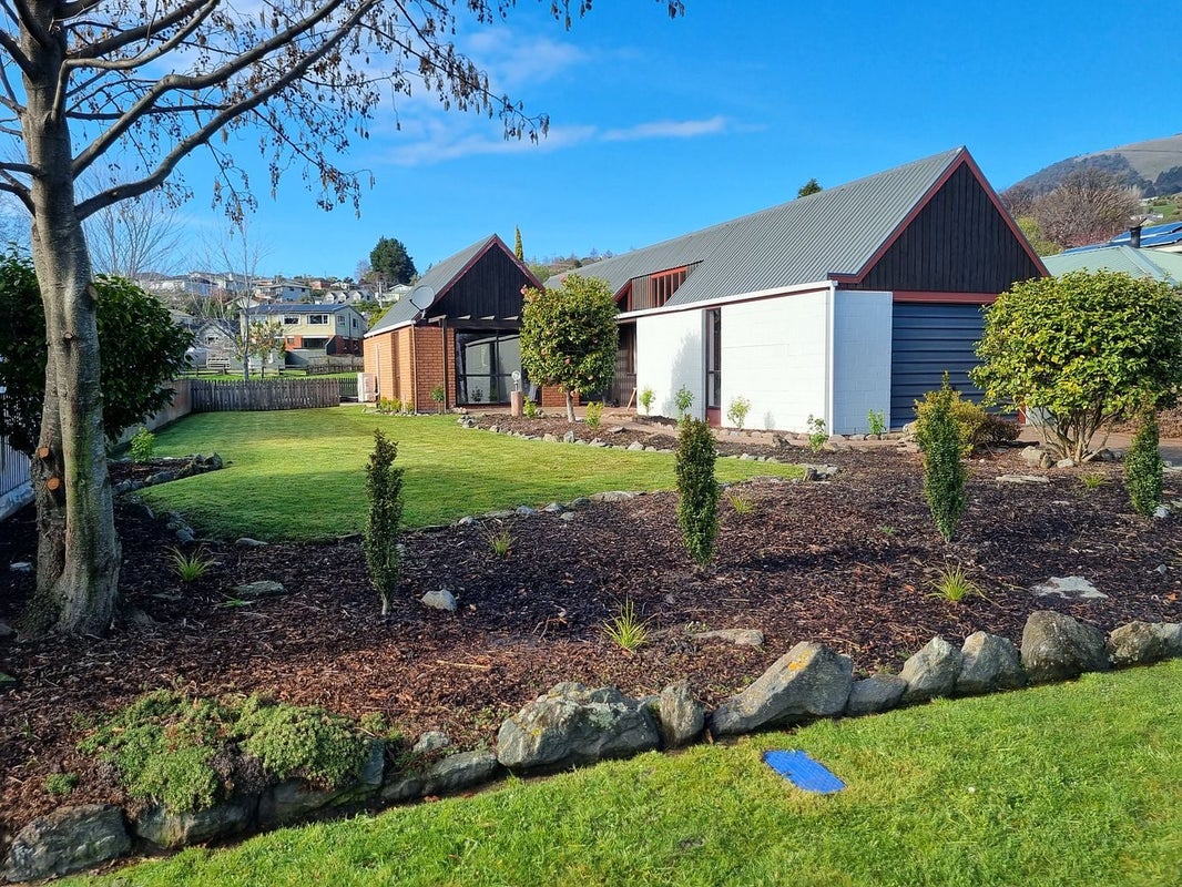 54 Kinmont Crescent, Kinmont Park, Mosgiel - Carousel 1