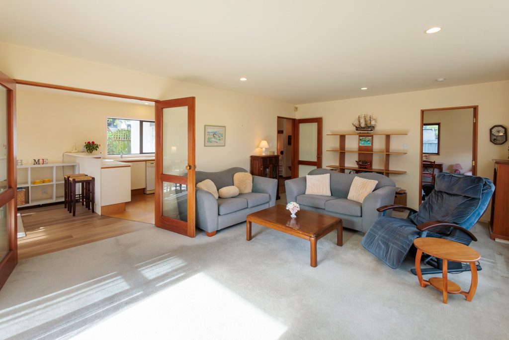 2/62 Hawkesbury Avenue, St Albans, Christchurch - Carousel 2