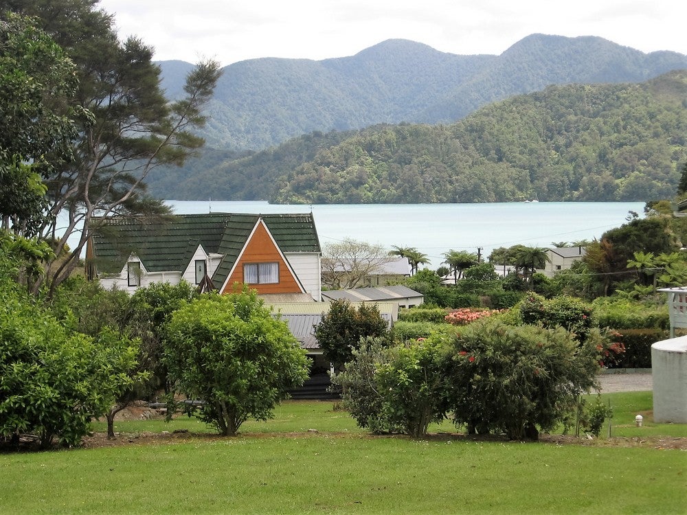 907 Kenepuru Road, MAHAU SOUND - Carousel 2