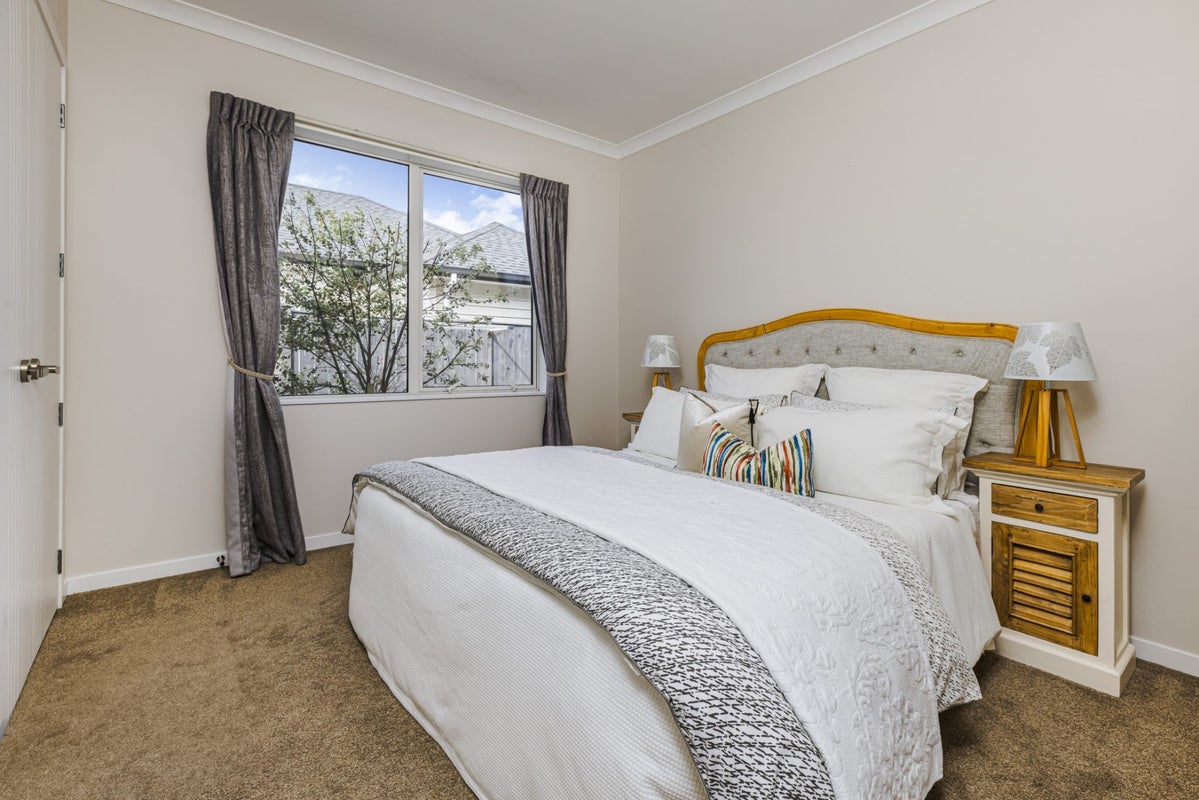 14 Paso Fino Crescent, Karaka, Papakura - Carousel 23