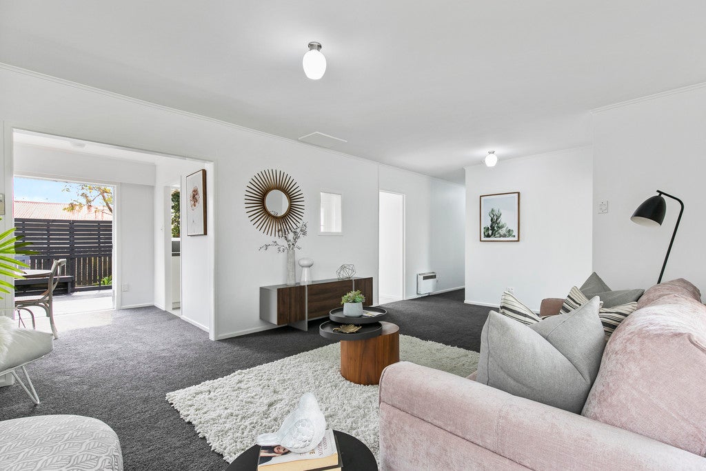 1/38 Hellyers Street, Birkdale, Auckland - Carousel 2