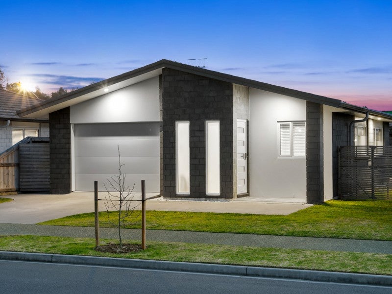 25 Boulder Lane, Pyes Pa, Tauranga - Carousel 1