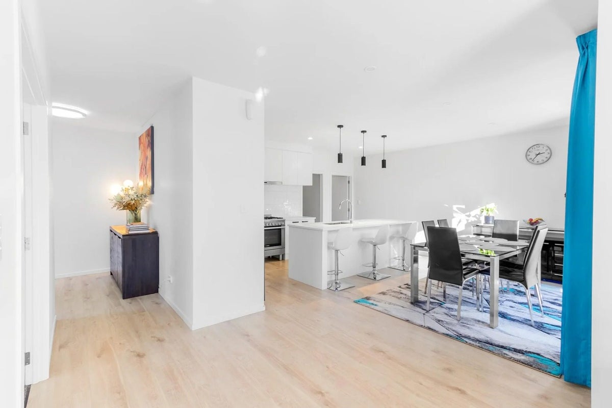22 Tokerau Drive, Rototuna North, Hamilton - Carousel 1