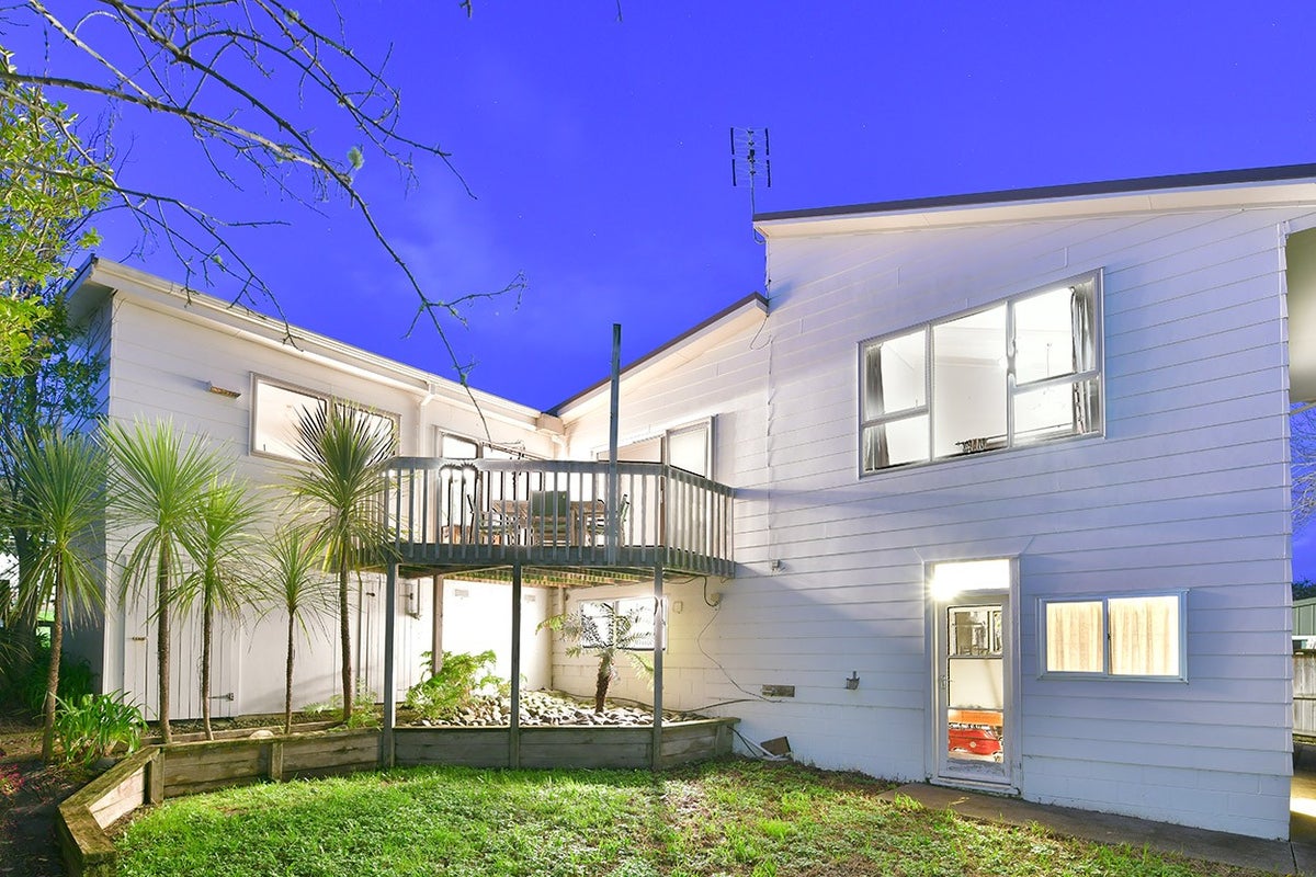 1/162 Stredwick Drive, Torbay, Auckland - Carousel 1