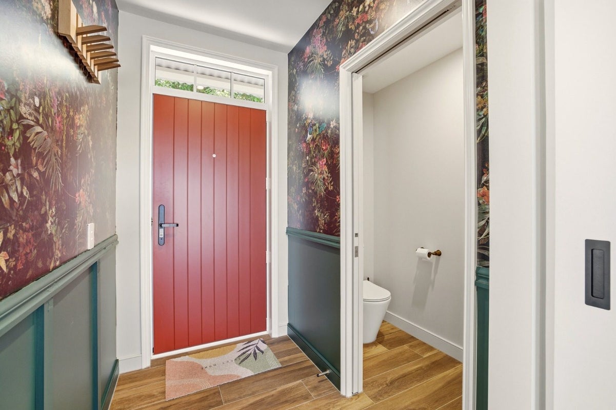 2/18 Cheviot Street, Spreydon, Christchurch - Carousel 2