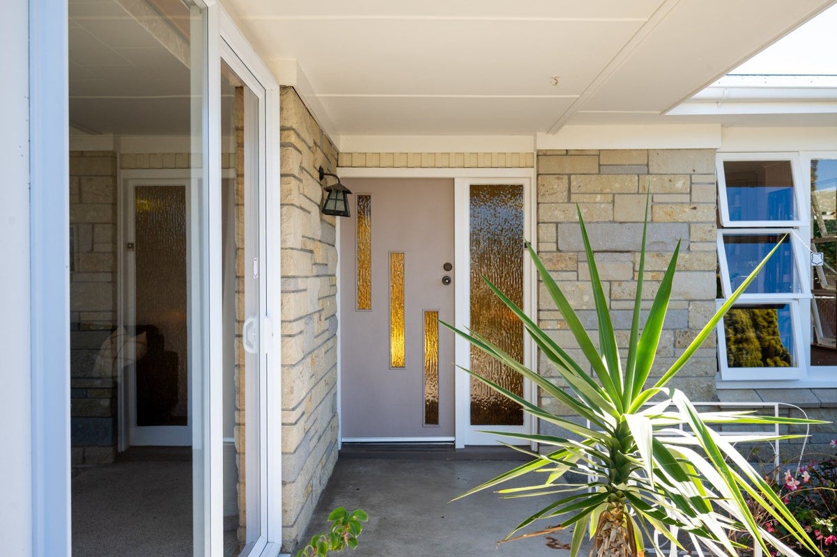 710 Rainbow Avenue, Parkvale, Hastings - Carousel 2