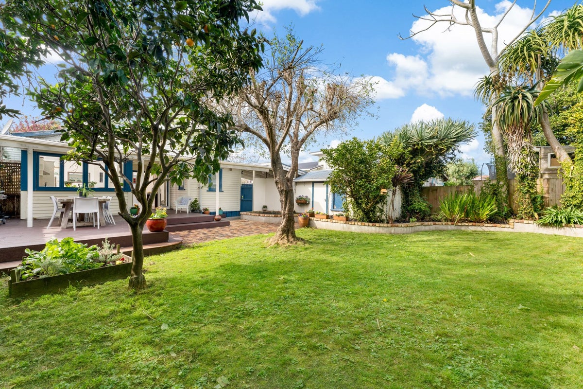 118 Victoria Street, Onehunga, Auckland - Carousel 2