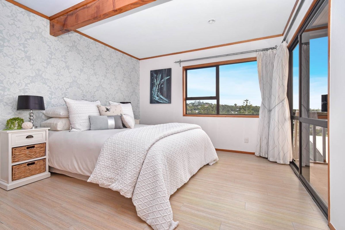 24 Danbury Drive, Torbay, Auckland - Carousel 1