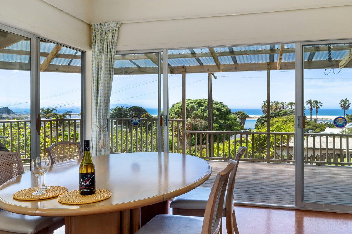 10 Heather Street, Mangawhai Heads, Mangawhai - Carousel 1