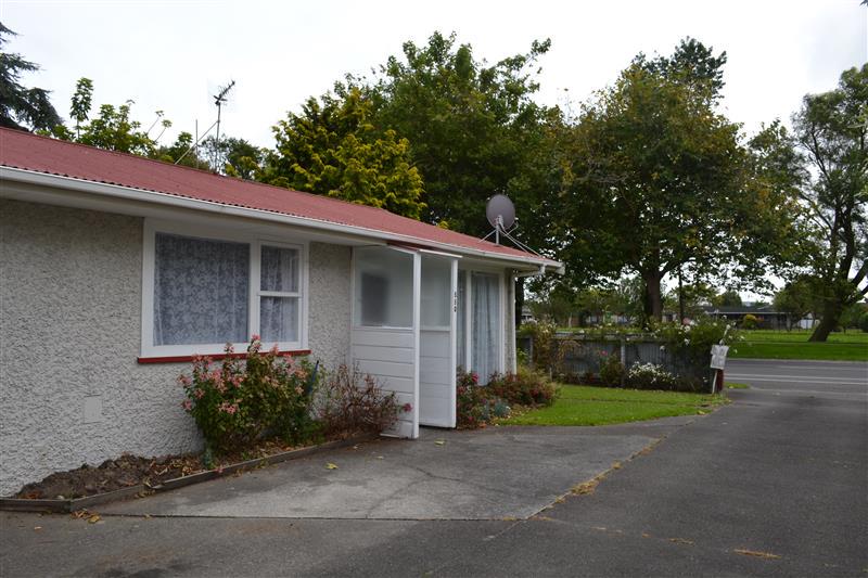 550 Pioneer Highway, Highbury, Palmerston North - Carousel 1