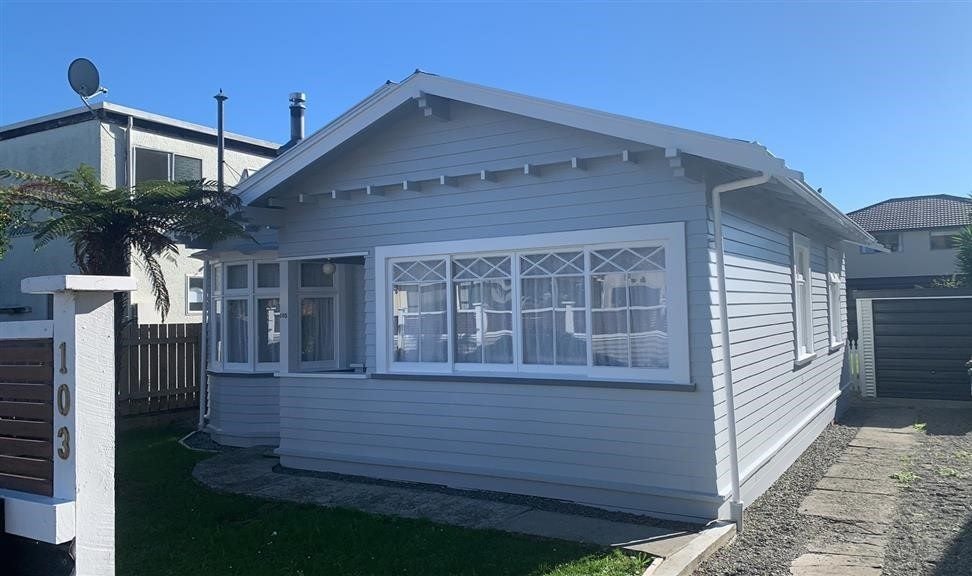 103 Grove Street, The Wood, Nelson - Carousel 1