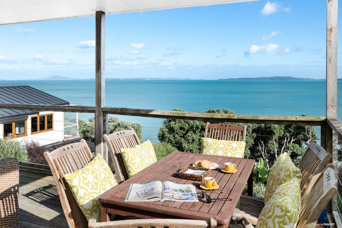 18 Campbell Road, Maraetai, Auckland - Carousel 2