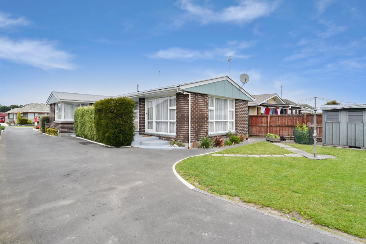 25 Glenrowan Avenue, Avondale, Christchurch - Carousel 1