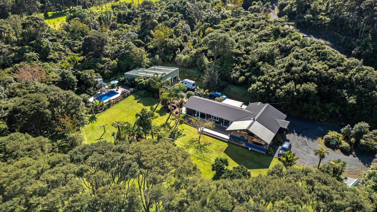 127A The 309 Road, Preece Point, Coromandel - Carousel 1