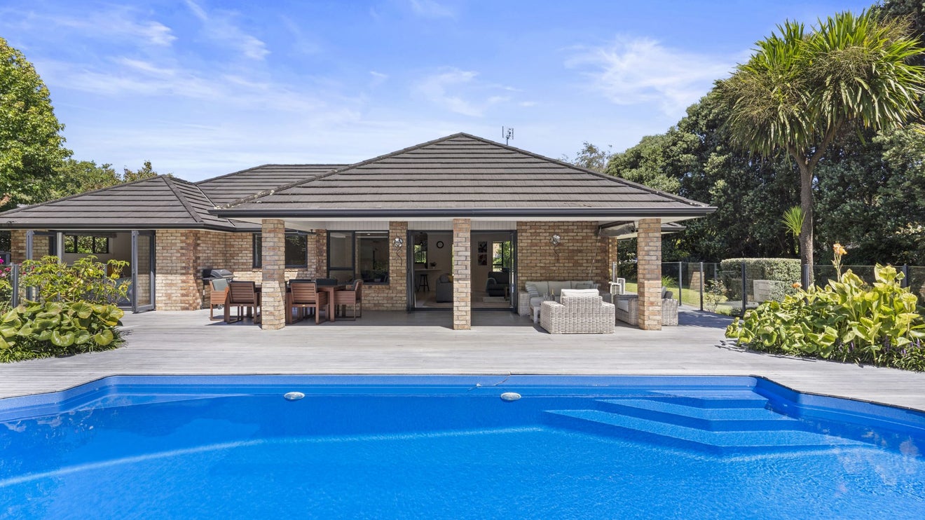 3 Glencairn Place, Buckland, Pukekohe - Carousel 1