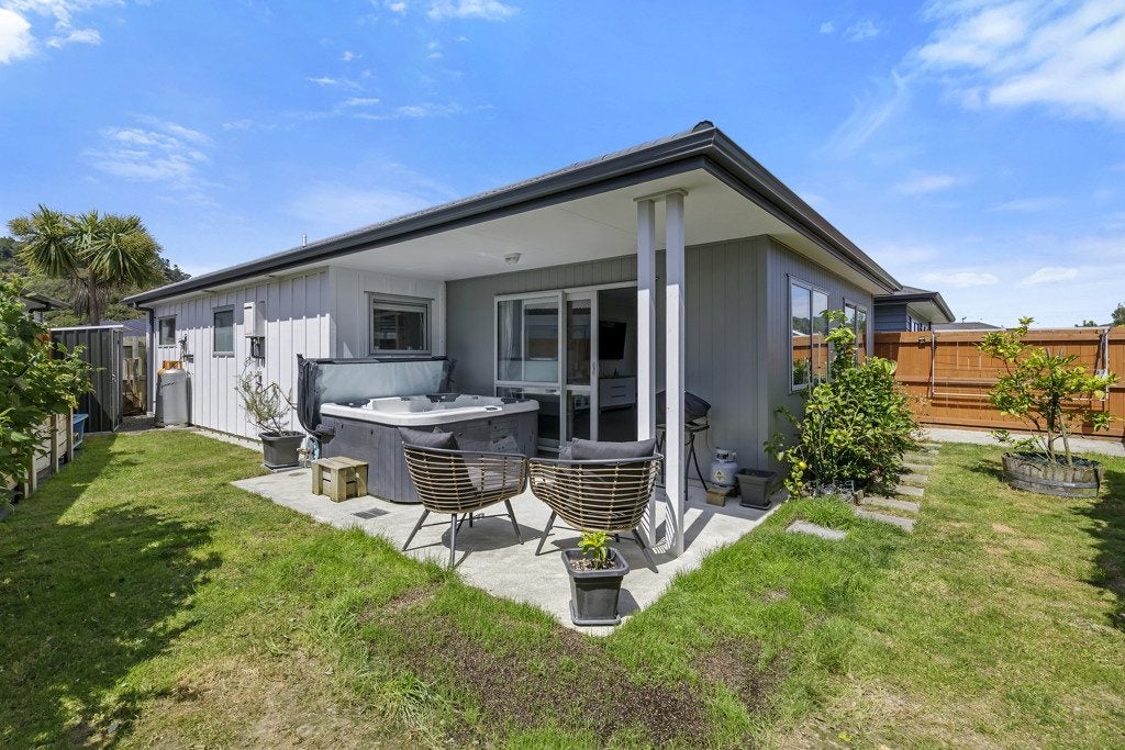 7 Te Toru Street, Taita, Lower Hutt - Carousel 16