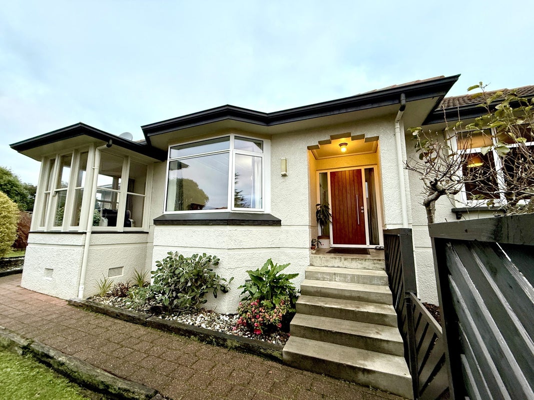 427 Queens Drive, Windsor, Invercargill - Carousel 1