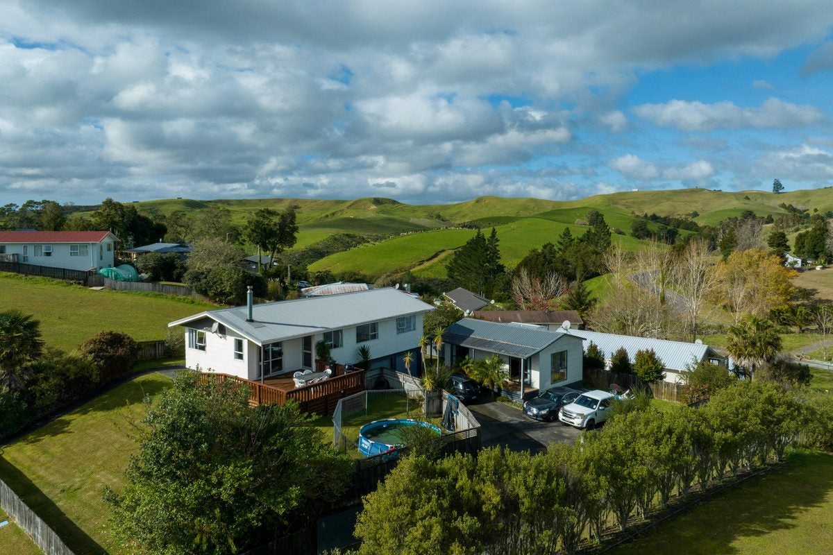 19 Gill Drive, Kawakawa, Kawakawa - Carousel 1