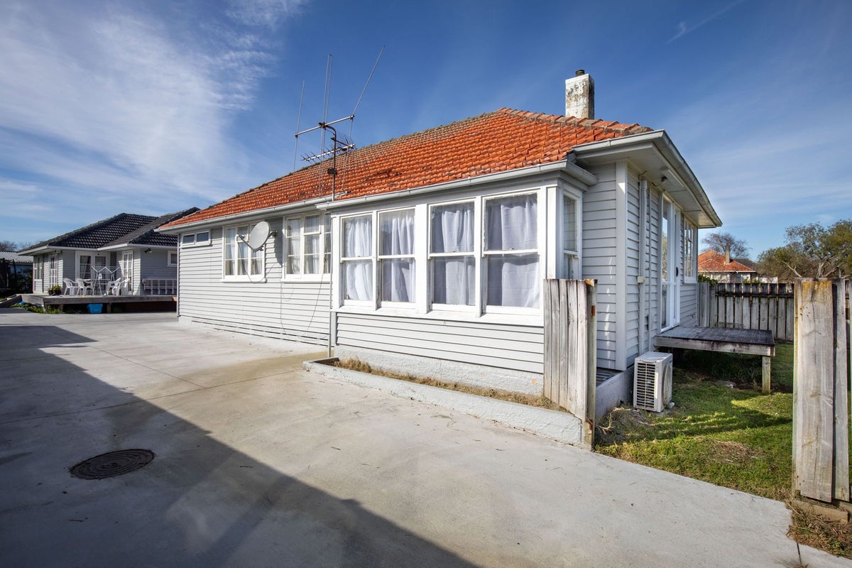 1/45 Ross Crescent, Fairfield, Hamilton, Waikato - Carousel 2