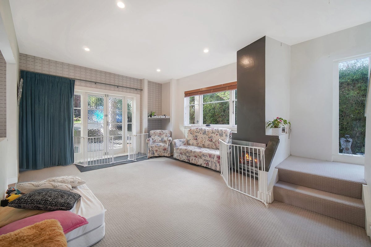 42 Kingsview Road, Mount Eden, Auckland - Carousel 2