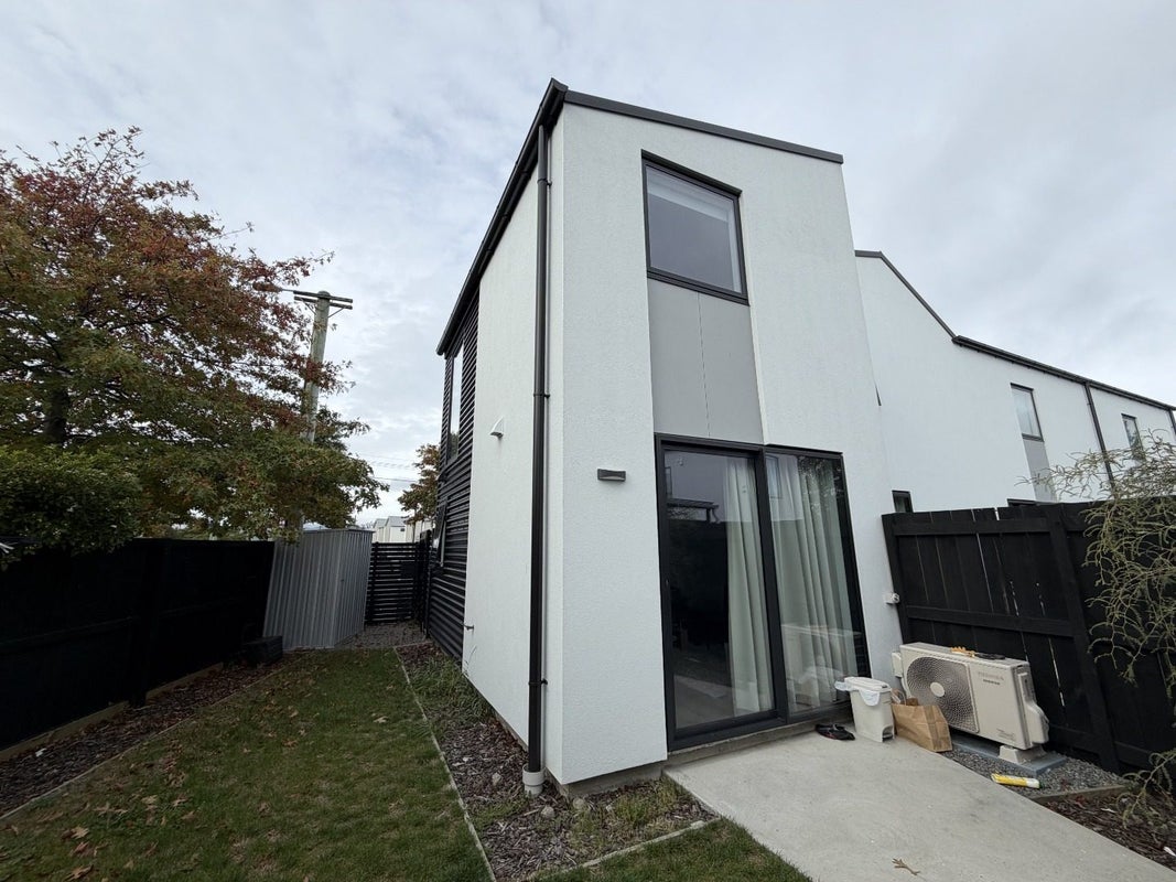 4/43 New Brighton Road, Shirley, Christchurch - Carousel 10