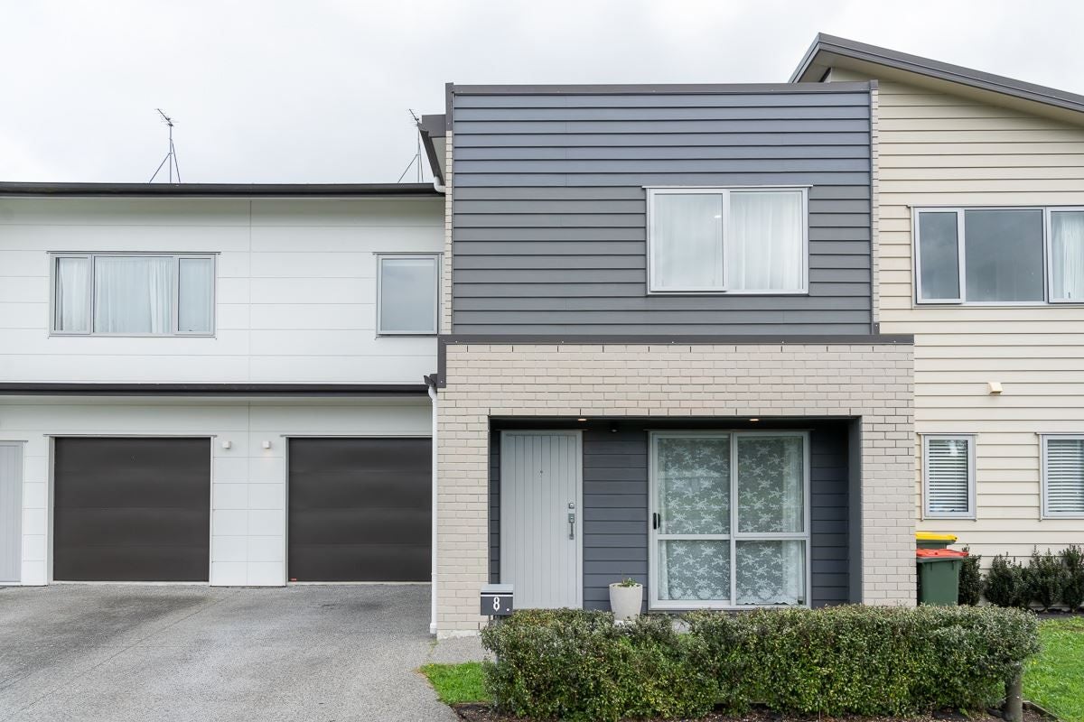 8 Anna Jean Crescent, Flagstaff, Hamilton - Carousel 2