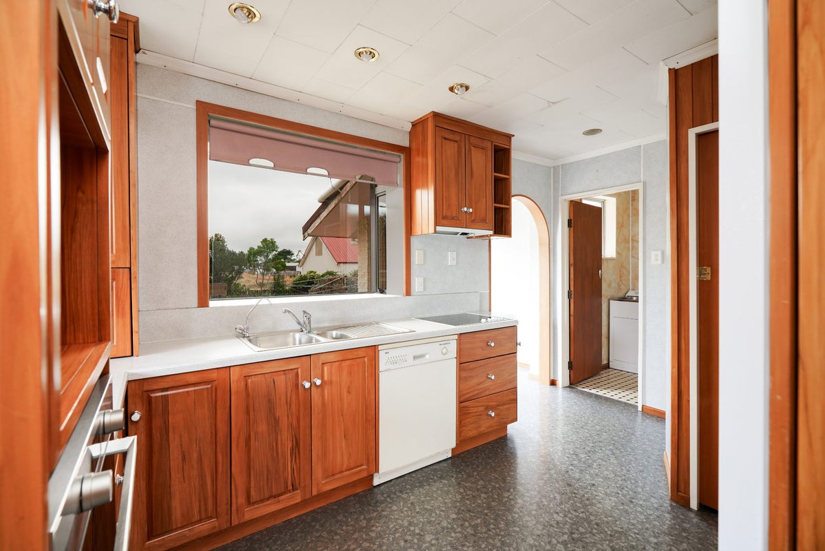 102 Wicklow Street, Clifton, Invercargill, Southland - Carousel 2