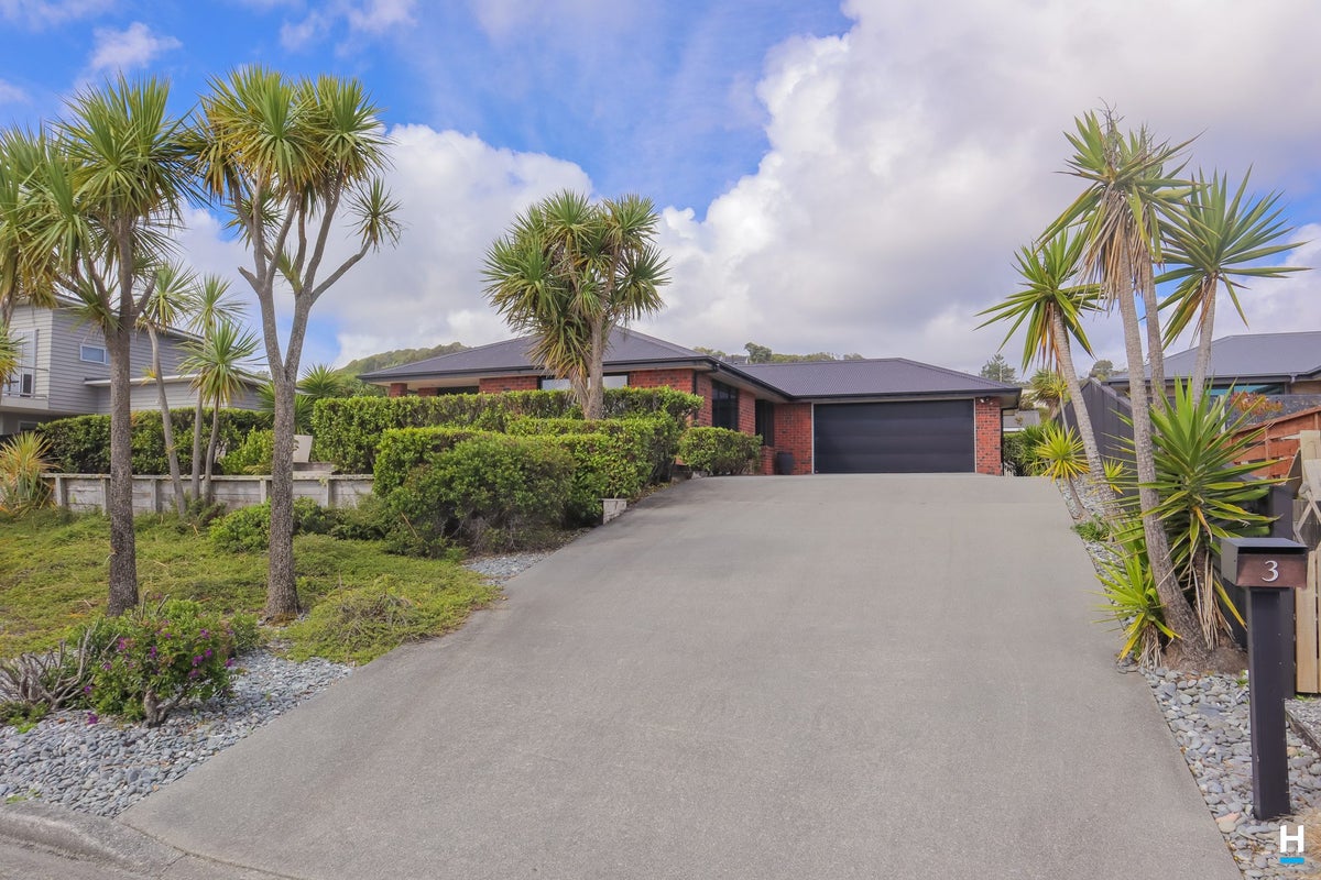 3 Karoro Place, Karoro, Greymouth - Carousel 1