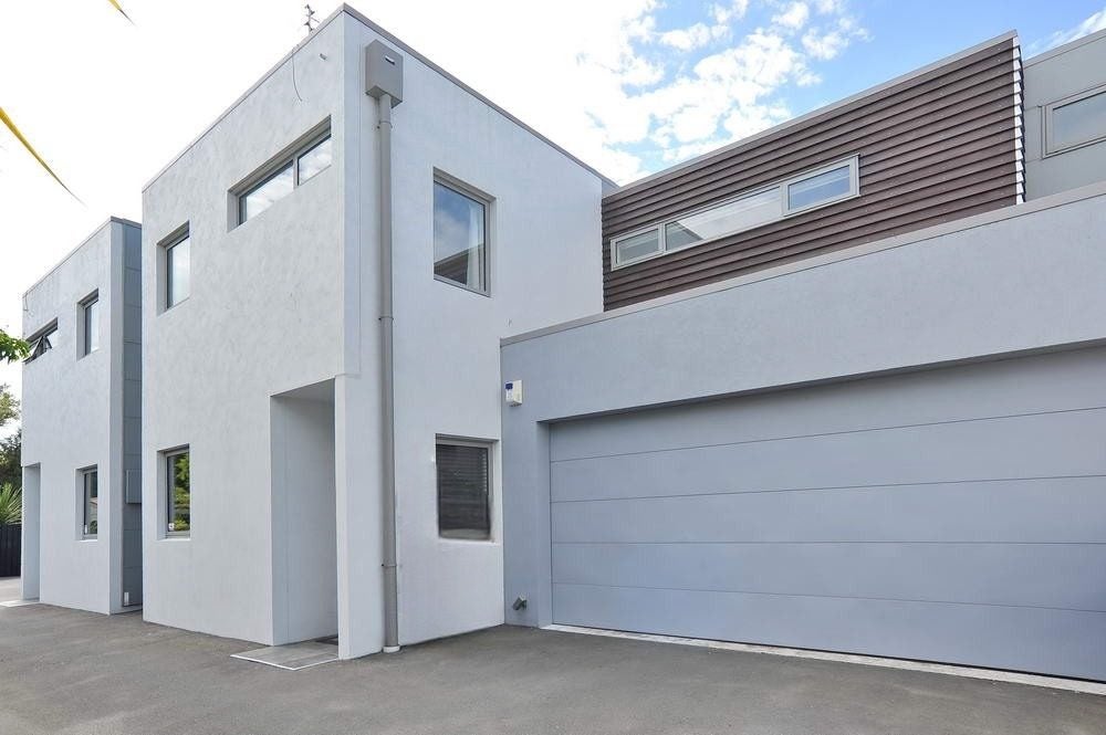 9B Champion Street, Edgeware, Christchurch - Carousel 1