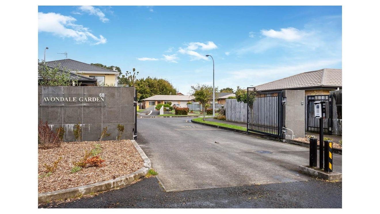52/68 Fonteyn Street, Avondale, Auckland - Carousel 1