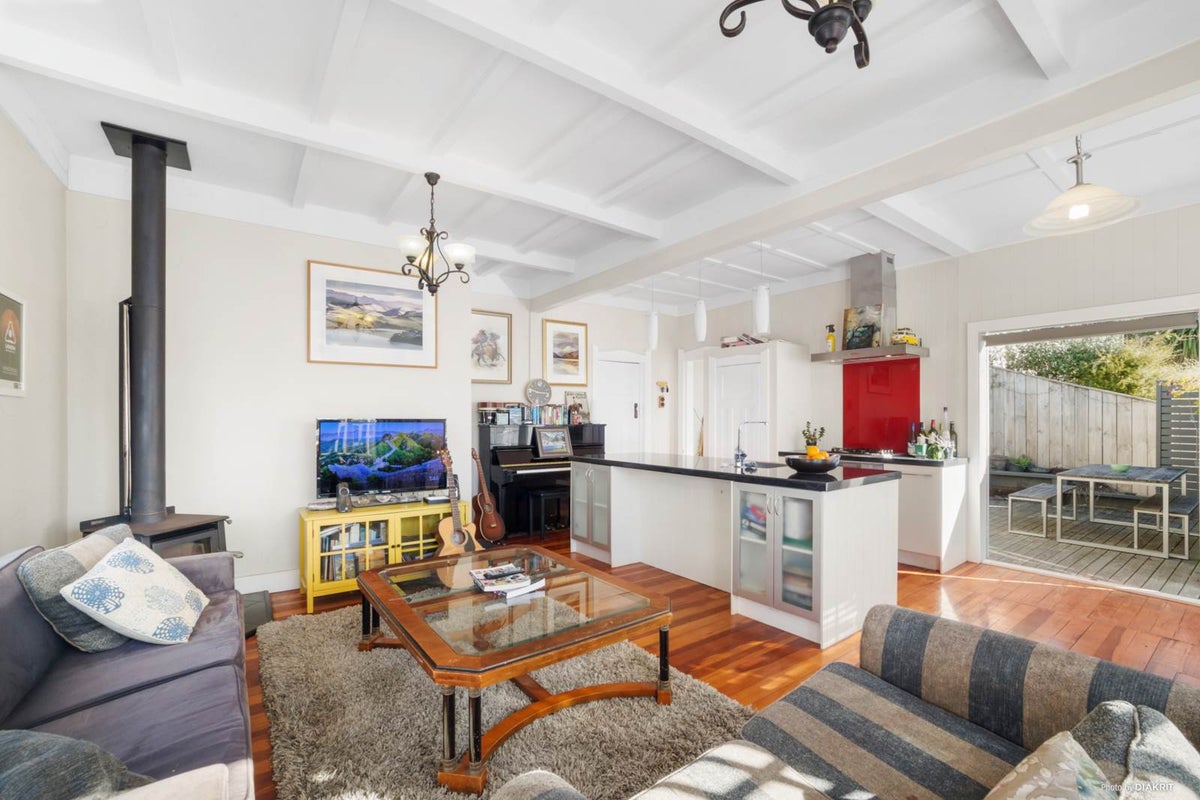 25 Rutland Road, Stanley Point, Auckland - Carousel 2
